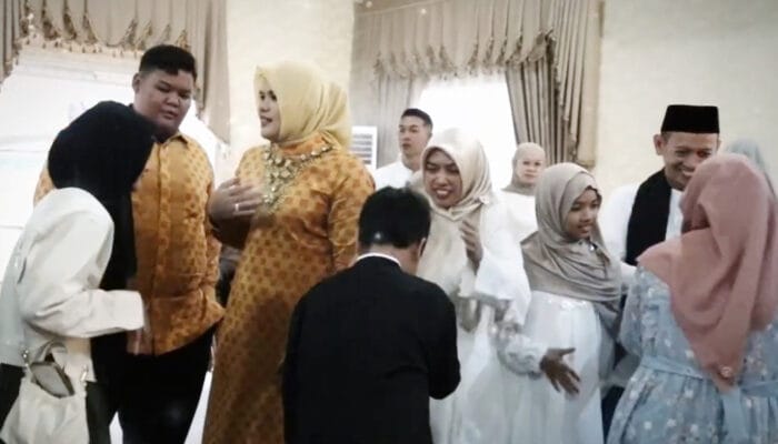 Idul Fitri, Bupati Dillah Gelar Open House