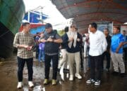 Datangi Karangsong, Dillah-Muslimin Ingin Persepsi Nelayan Berubah