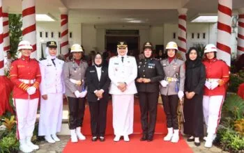 Tampil Beda, Petugas Upacara HUT RI Di Tanjabtim Didominasi Wanita